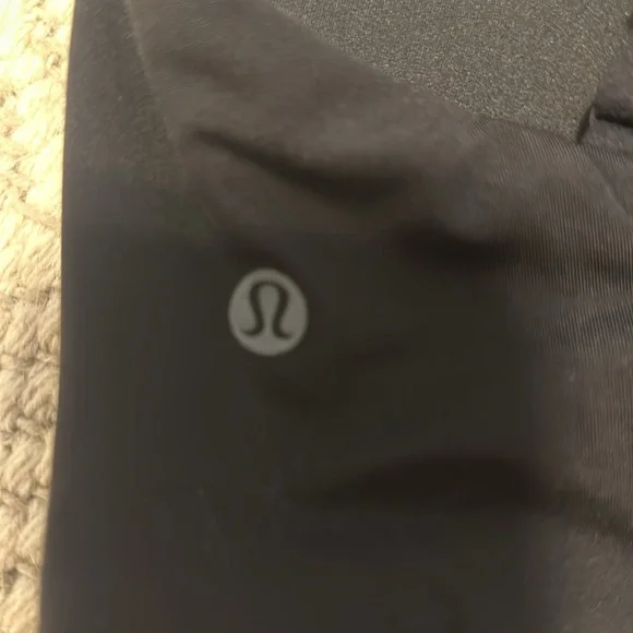 Lululemon Energy Bra - Picture 3 of 3